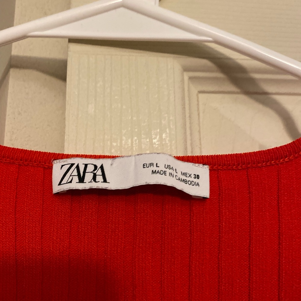 Zara Dress small imperfections - Picture 5 of 7